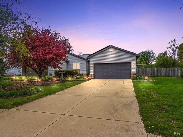 4713 Desert Bridge Court, Highland Township, Mi 48356