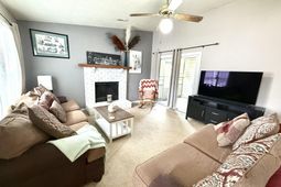 406 Erskine Street photo 4