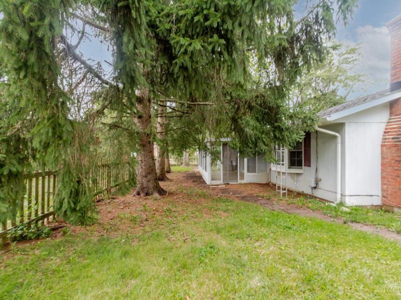 307 Flanders Avenue, Brookville, OH 45309 Photo 27