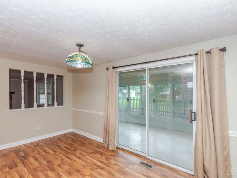 307 Flanders Avenue, Brookville, OH 45309 Photo 9