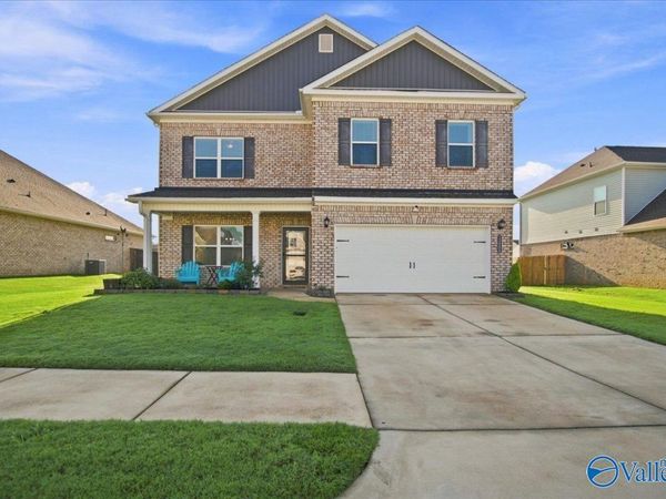 13906 Hill Place Lane, Athens, AL 35611