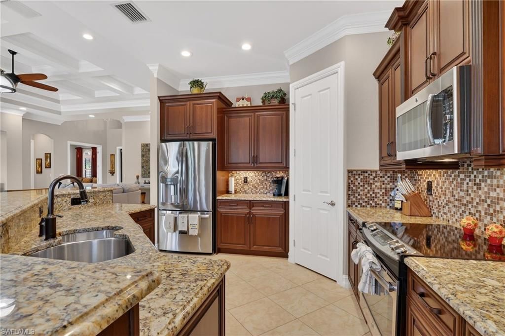 7352 Lantana Way, Naples, FL 34119 Photo