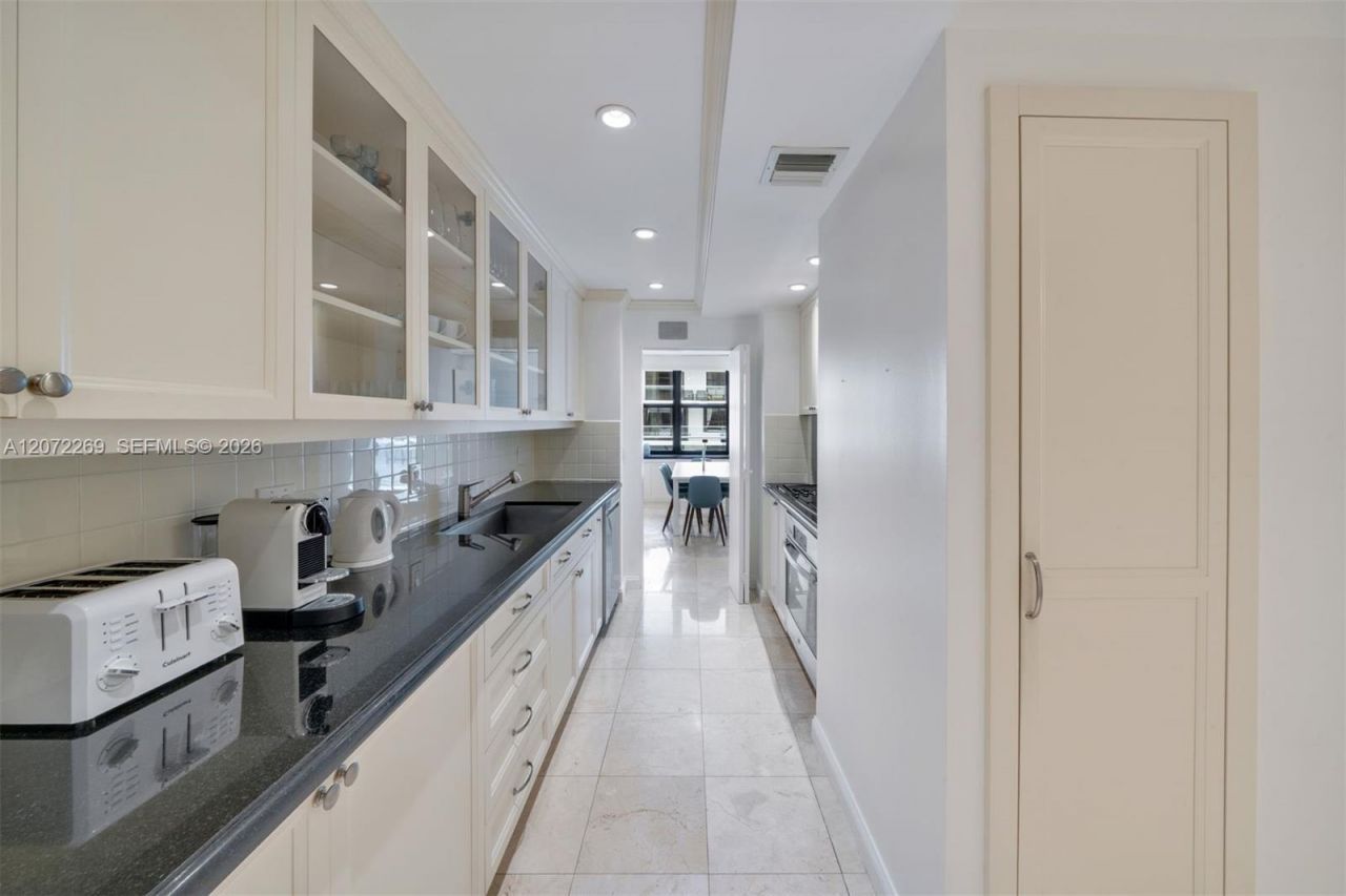 9801 Collins Ave , Unit 19H, Bal Harbour, FL 33154 Photo