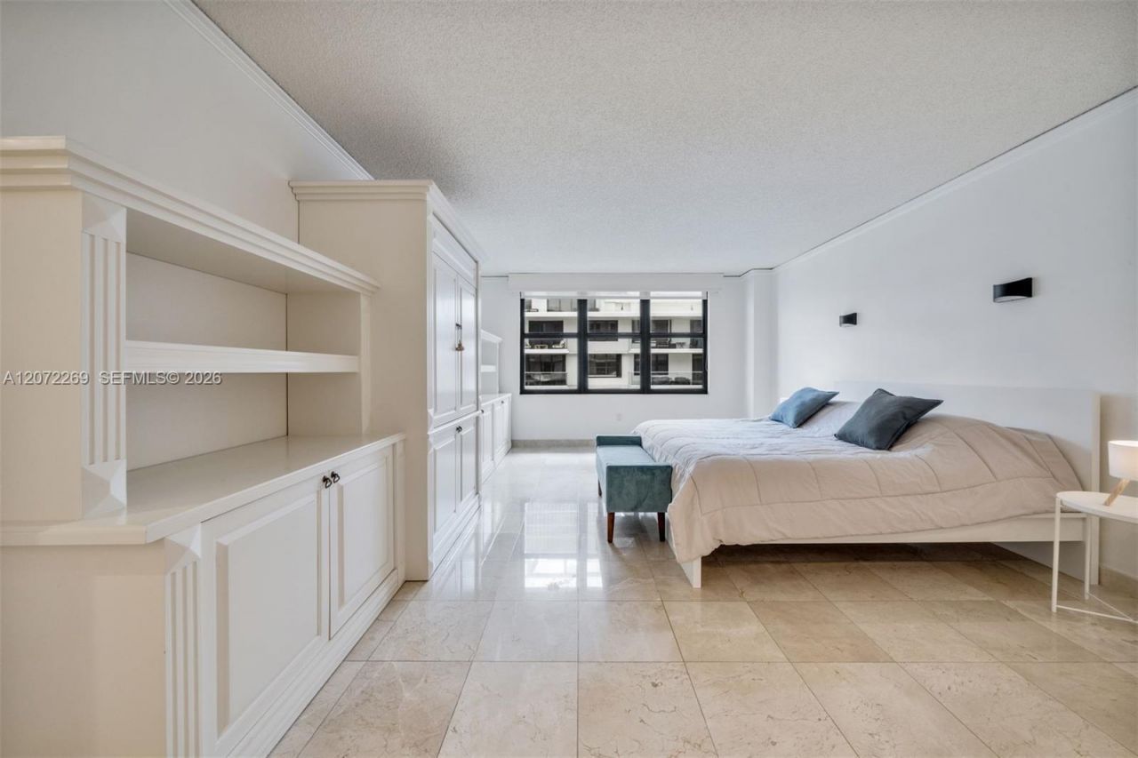 9801 Collins Ave , Unit 19H, Bal Harbour, FL 33154 Photo