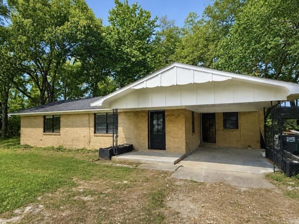 2315 S Orlando , Pine Bluff, AR 71603
