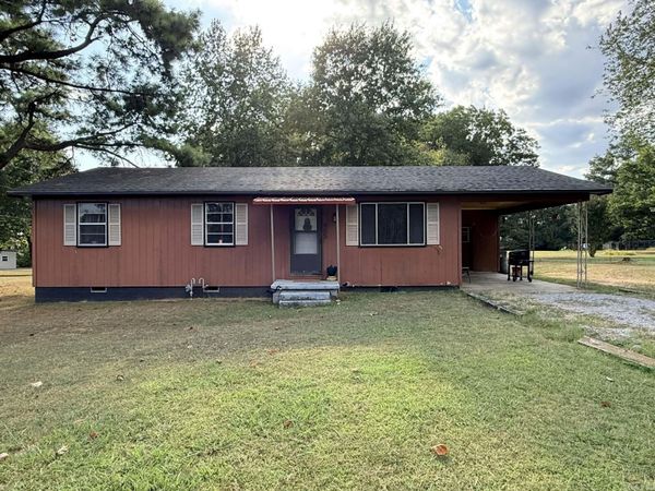 905 Morgan Street , Newark, AR 72562