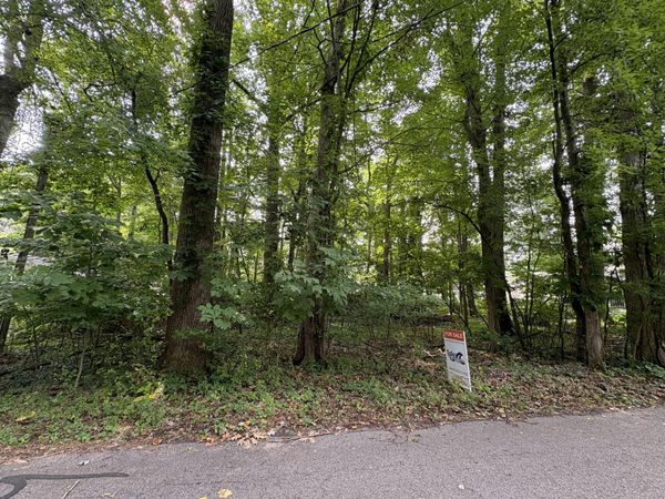 6900 Cherokee Drive, Coloma, MI 49038