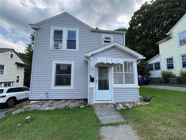 27 Elderkin Avenue, Camillus, NY 13031