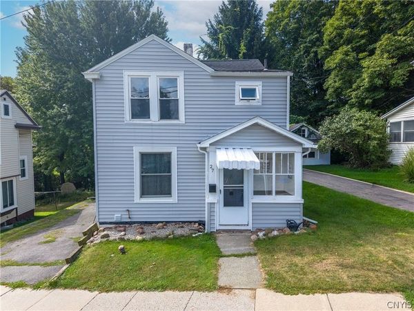 27 Elderkin Avenue, Camillus, NY 13031