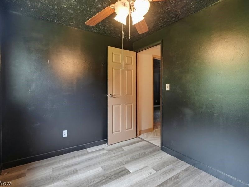 579 Willow Drive SE, Warren, OH 44484 Photo 14