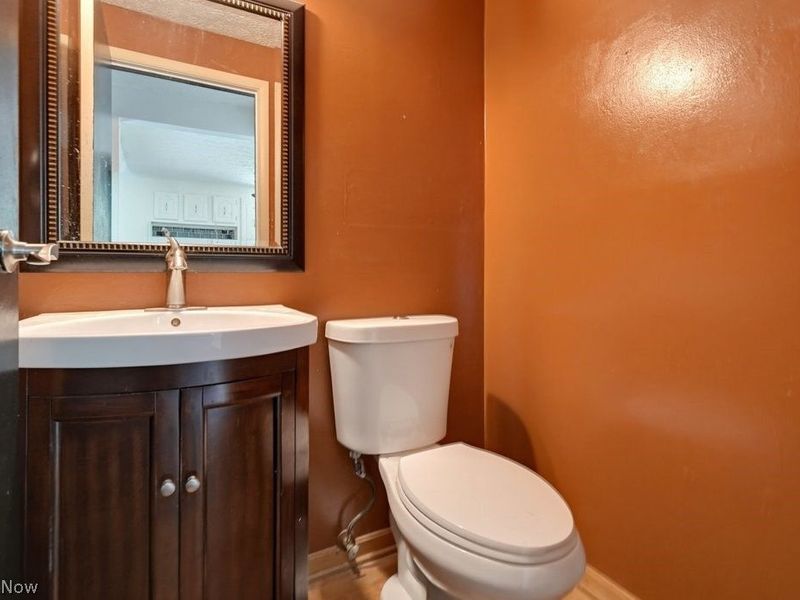 579 Willow Drive SE, Warren, OH 44484 Photo 29