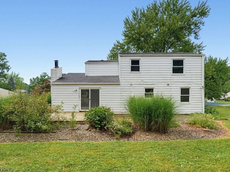 579 Willow Drive SE, Warren, OH 44484 Photo 3