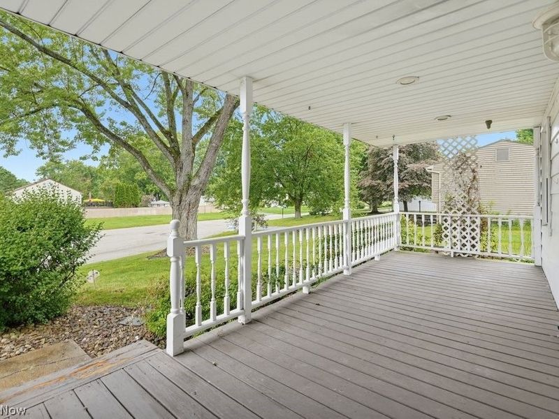 579 Willow Drive SE, Warren, OH 44484 Photo 7