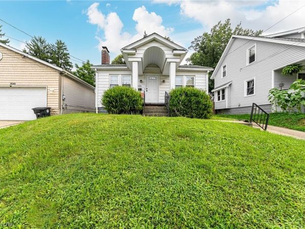 2549 Ogden Avenue , Akron, OH 44312