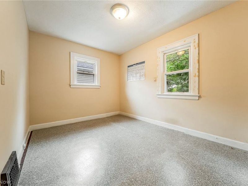 2549 Ogden Avenue, Akron, OH 44312 Photo 24