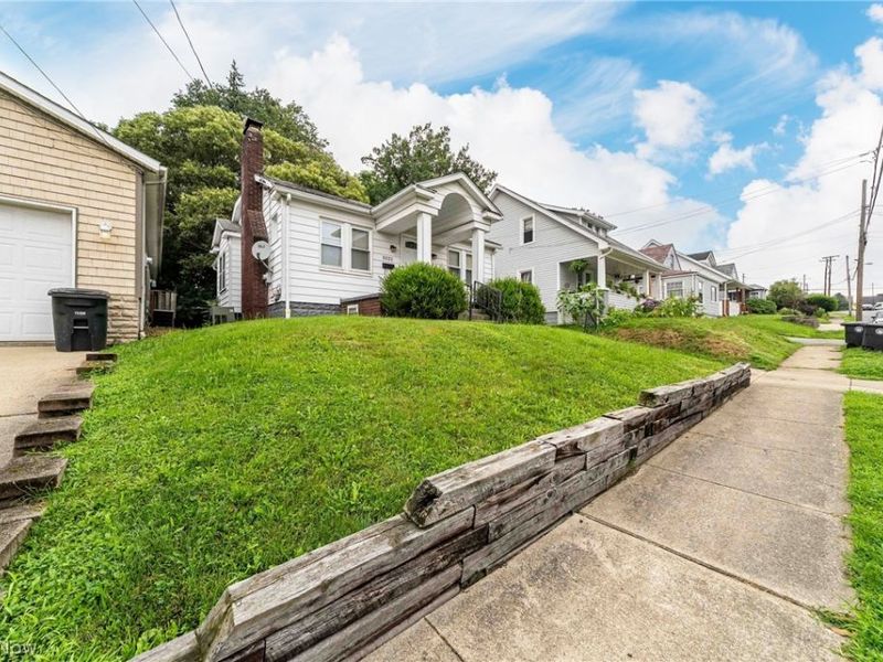 2549 Ogden Avenue, Akron, OH 44312 Photo 4