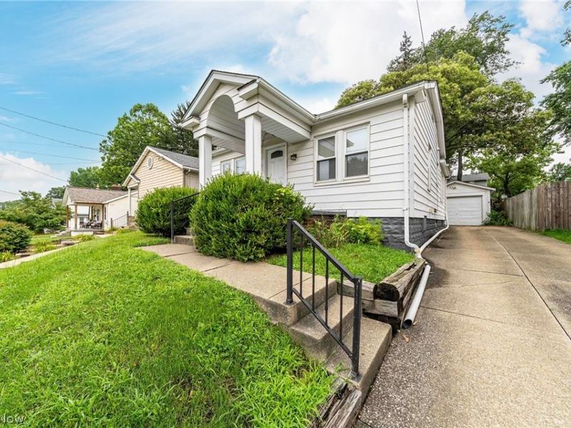 2549 Ogden Avenue, Akron, OH 44312 Photo 6