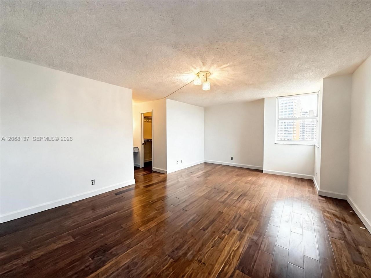 1904 S Ocean Dr, Unit 1206, Hallandale Beach, FL 33009 Photo