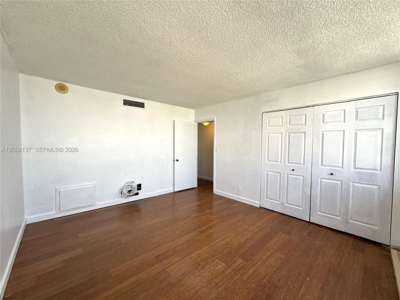 1904 S Ocean Dr , Unit 1206, Hallandale Beach, FL 33009 Photo