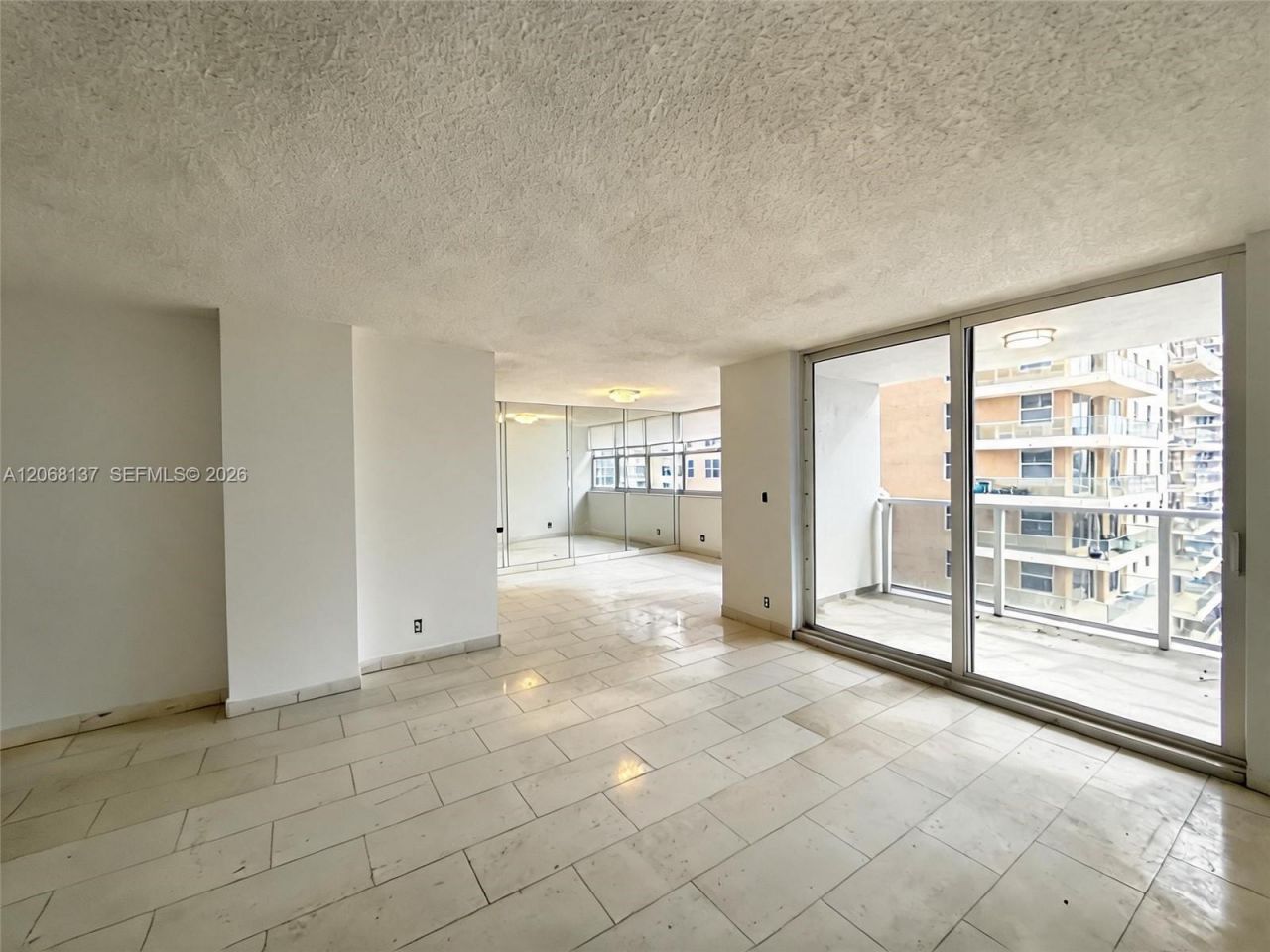 1904 S Ocean Dr, Unit 1206, Hallandale Beach, FL 33009 Photo