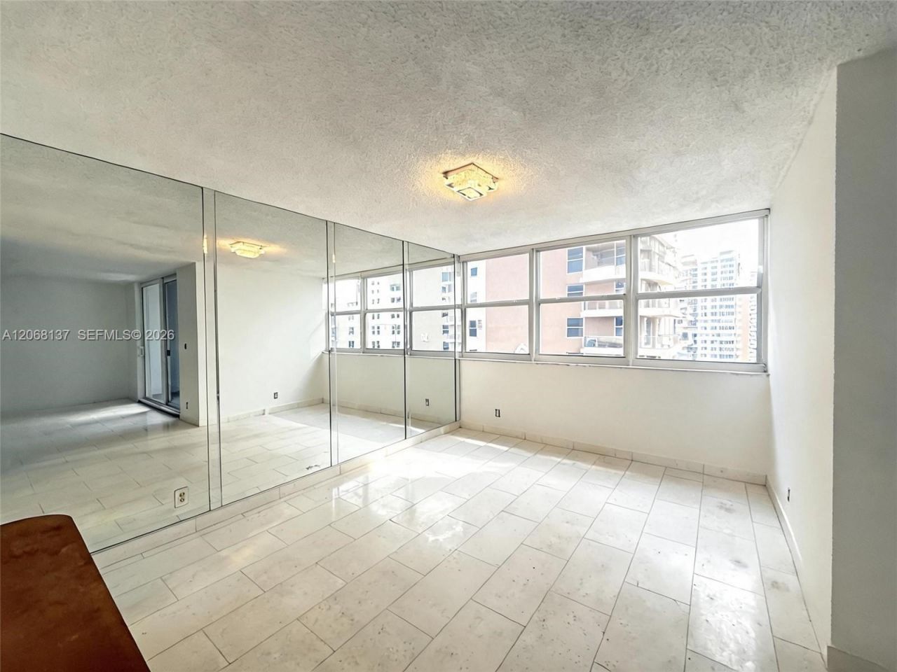 1904 S Ocean Dr, Unit 1206, Hallandale Beach, FL 33009 Photo