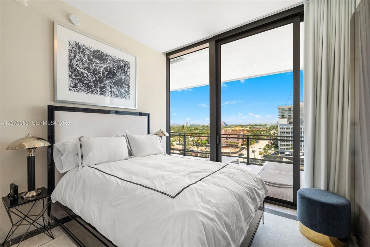 8701 Collins Ave , Unit 705, Miami Beach, FL 33154 Photo