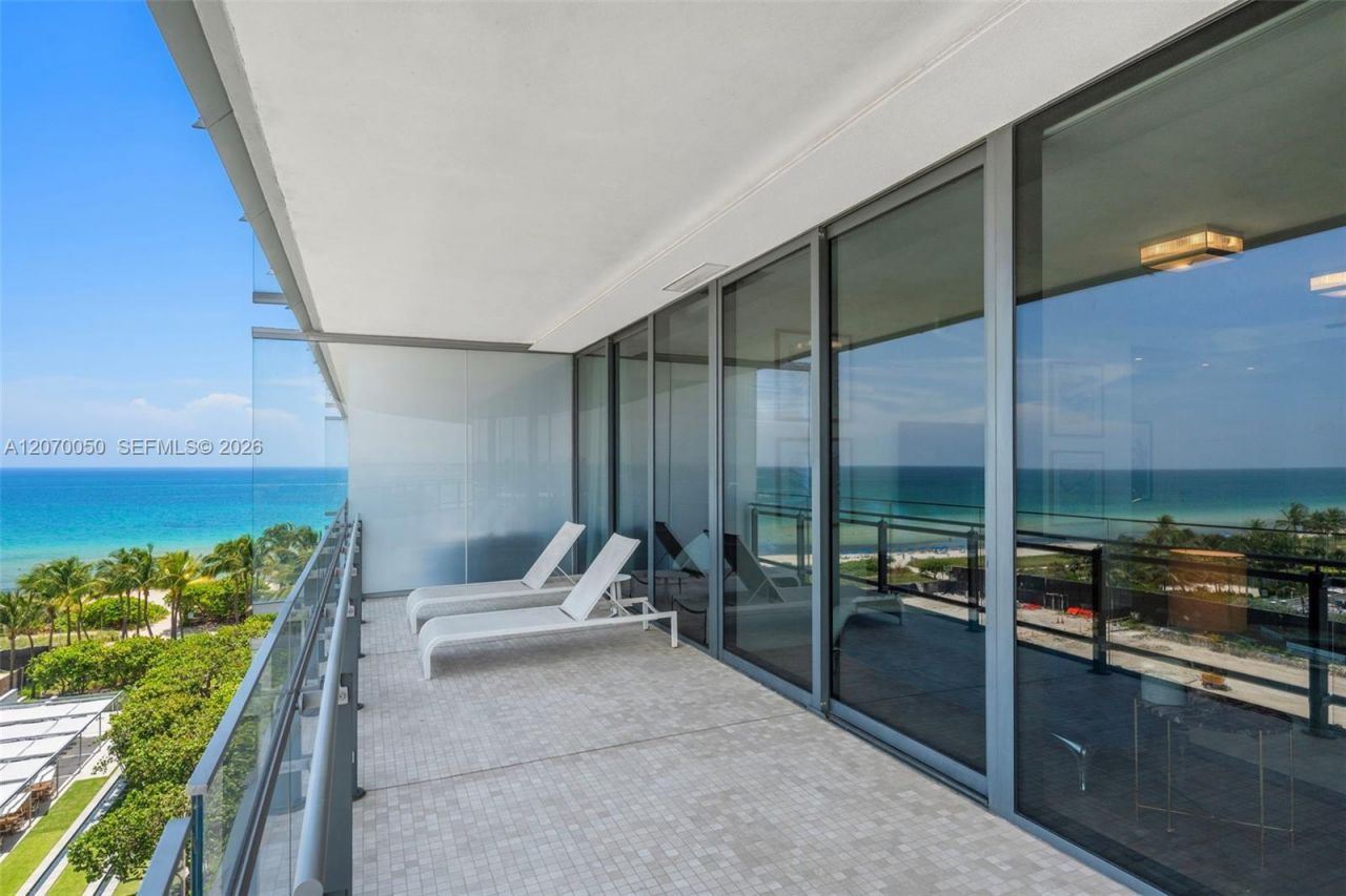 8701 Collins Ave , Unit 705, Miami Beach, FL 33154 Photo