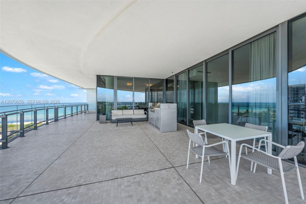 8701 Collins Ave , Unit 705, Miami Beach, FL 33154 Photo