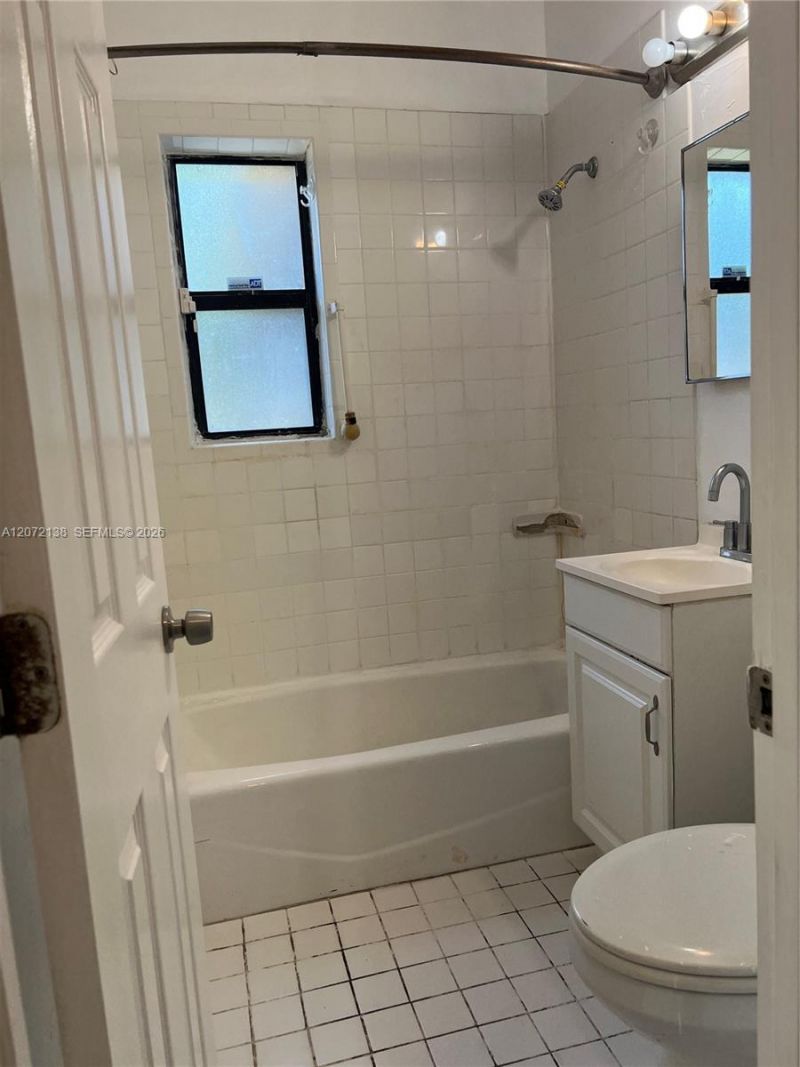 143 SW 22nd Ter, Fort Lauderdale, FL 33312 Photo