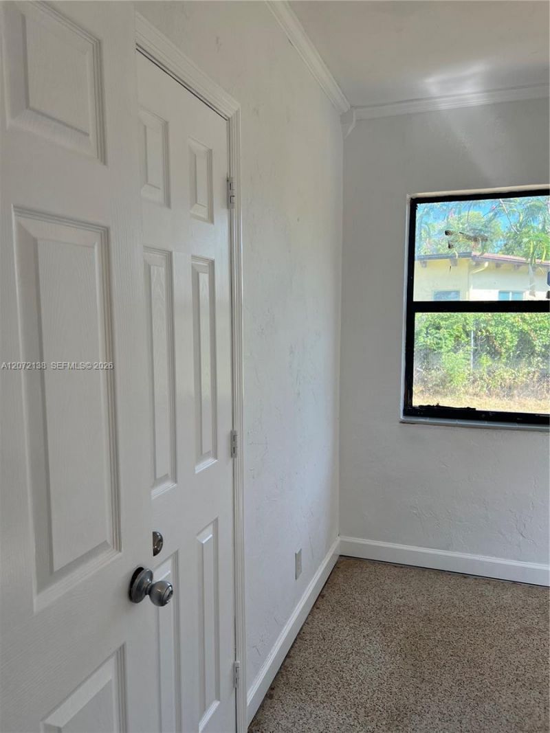 143 SW 22nd Ter, Fort Lauderdale, FL 33312 Photo