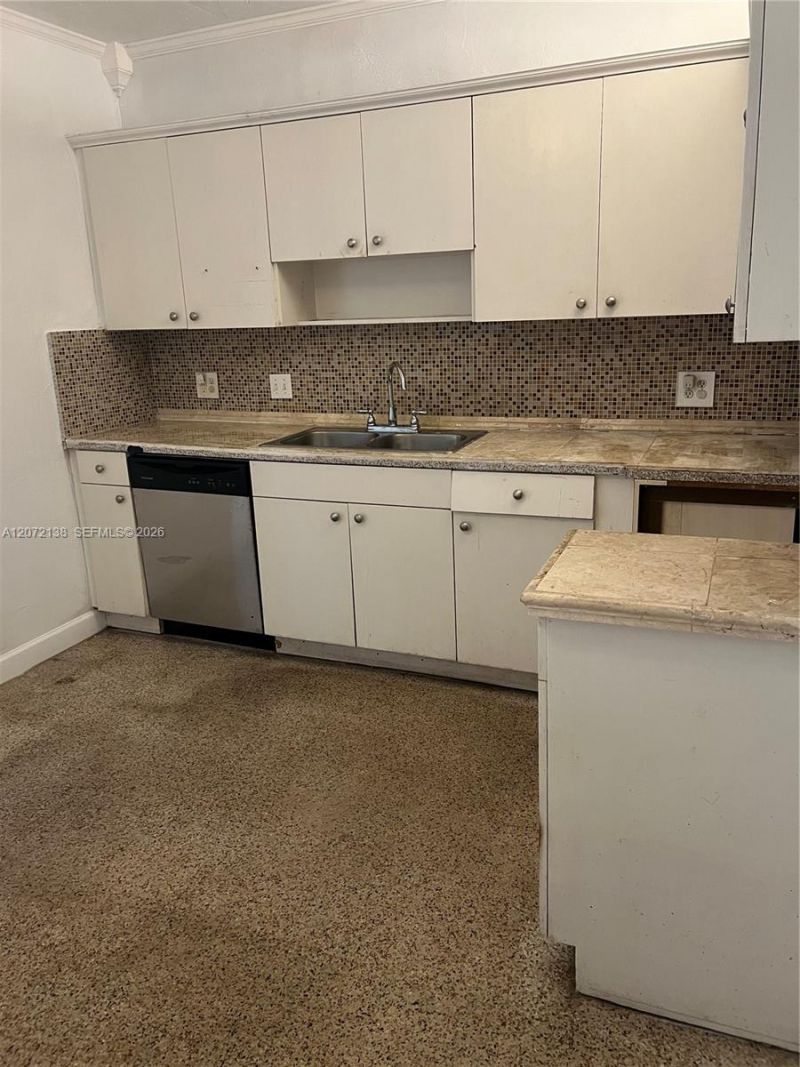 143 SW 22nd Ter, Fort Lauderdale, FL 33312 Photo