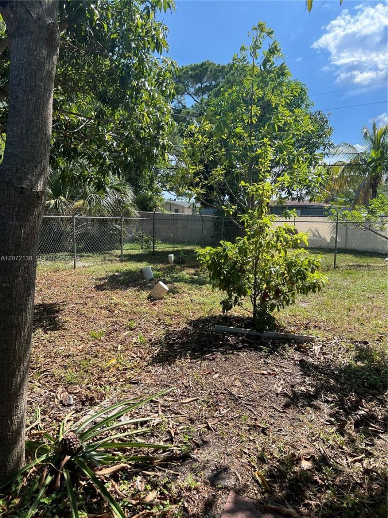 143 SW 22nd Ter, Fort Lauderdale, FL 33312 Photo