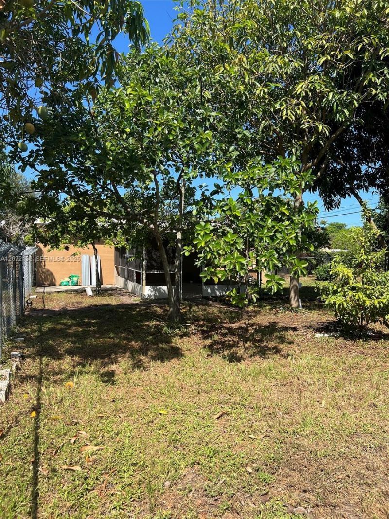 143 SW 22nd Ter, Fort Lauderdale, FL 33312 Photo