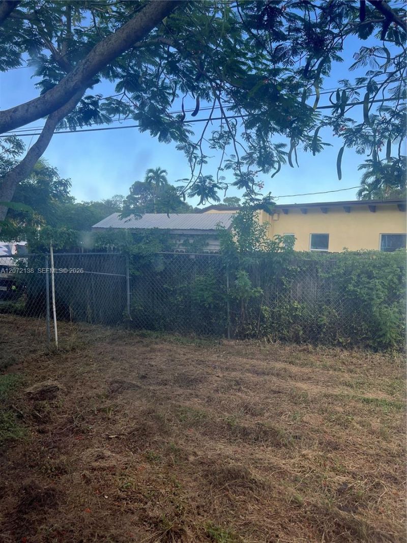 143 SW 22nd Ter, Fort Lauderdale, FL 33312 Photo