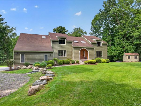 50 Sabbath Day Hill Road, South Salem, NY 10590