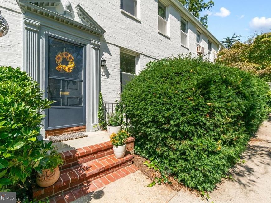 5203 Falls Road, Unit 11, Baltimore, MD 21210 Main Photo