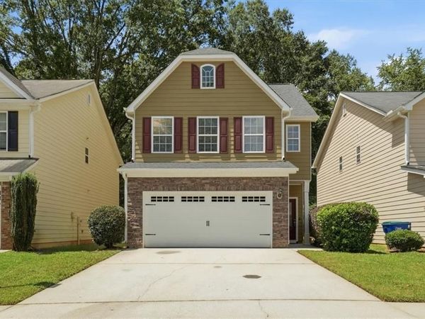 2165 Capella Circle SW, Atlanta, GA 30331