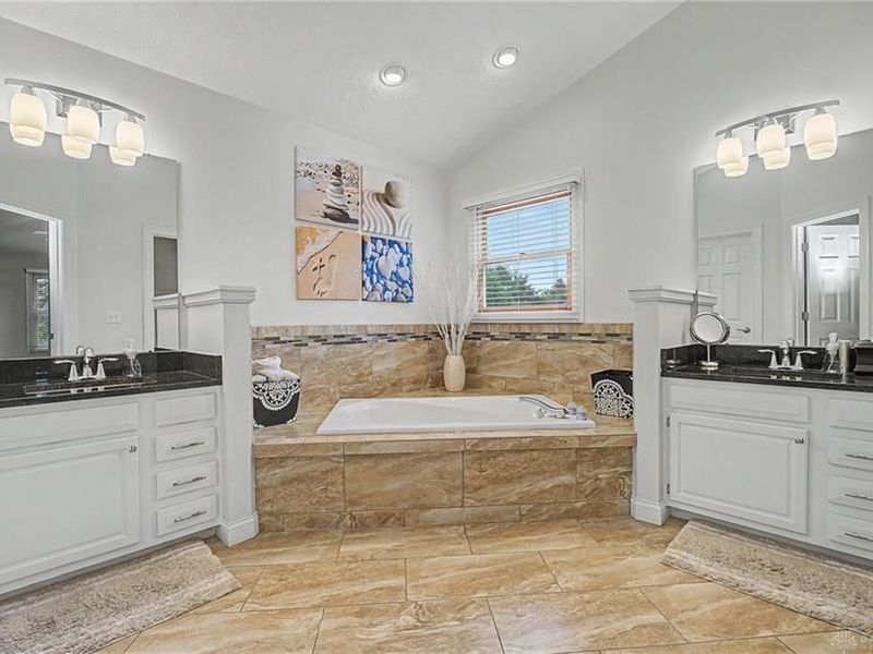 3806 Greenmeadow Ranch Court, Bellbrook, OH 45305 Photo 20