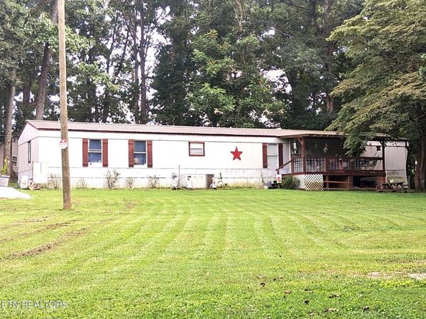 526 Forkners Chapel Rd, Sweetwater, TN 37874