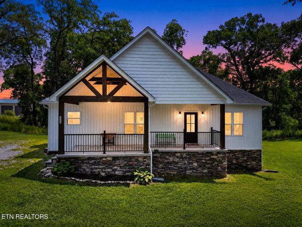 2128 Asbury Rd, Knoxville, TN 37914