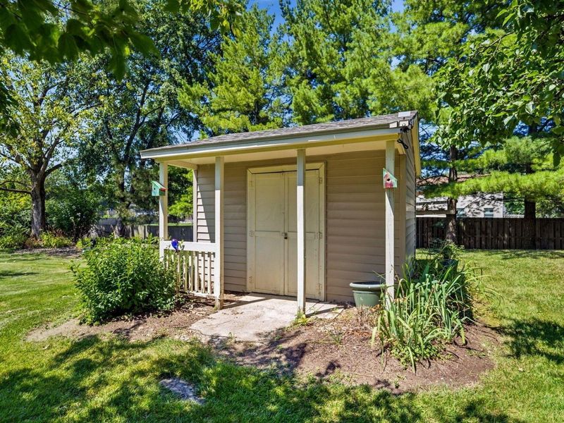401 La Chance Court, Delaware, OH 43015 Photo 7