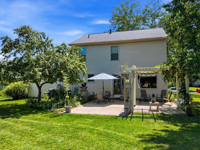 401 La Chance Court, Delaware, OH 43015 Photo 9