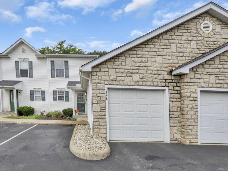 6748 Axtel Drive , Unit 12D, Canal Winchester, OH 43110 Photo 2