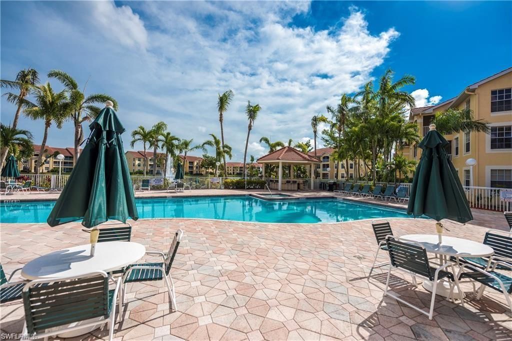 4670 Saint Croix Ln , Unit 626, Naples, FL 34109 Photo