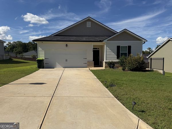 118 Taylor Woods Court, Bonaire, GA 31005