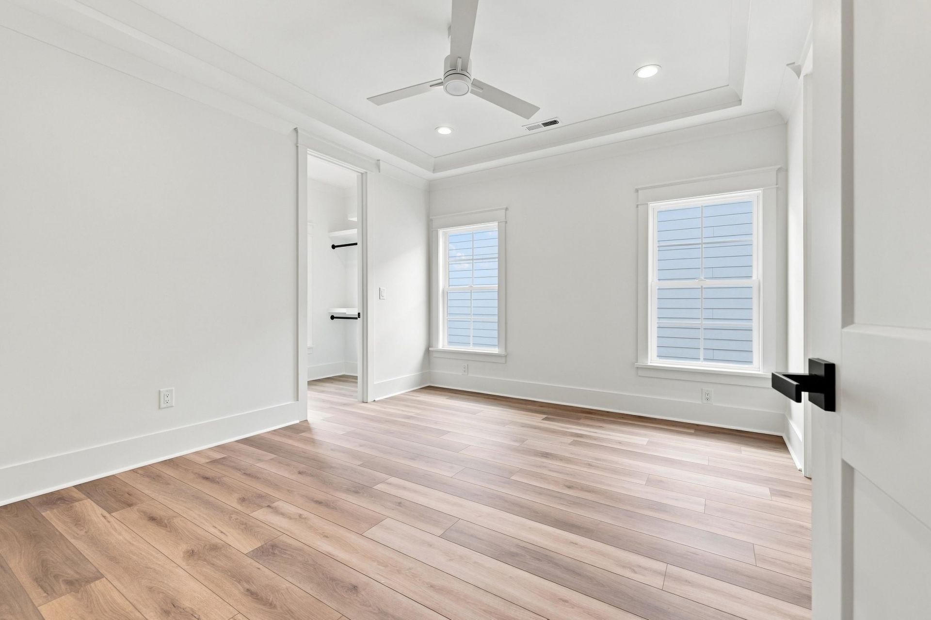 401 Saint Julian Ln. Photo 23