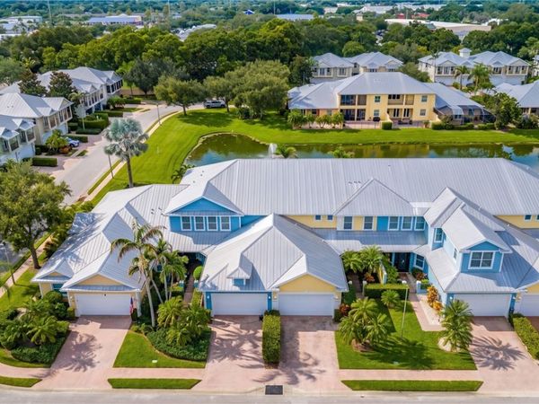 4555 Bridgepointe Way, Unit 129, Vero Beach, FL 32967