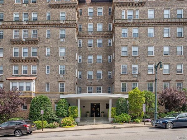 16 N Chatsworth Avenue, Unit 606, Larchmont, NY 10538