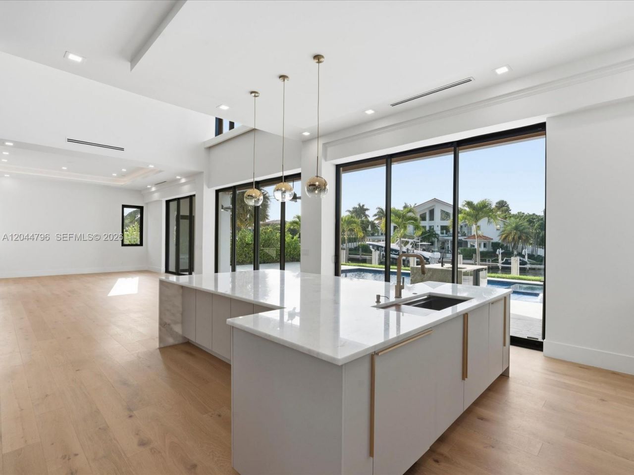 2 Sunset Ln , Lauderdale by the Sea, FL 33062 Photo