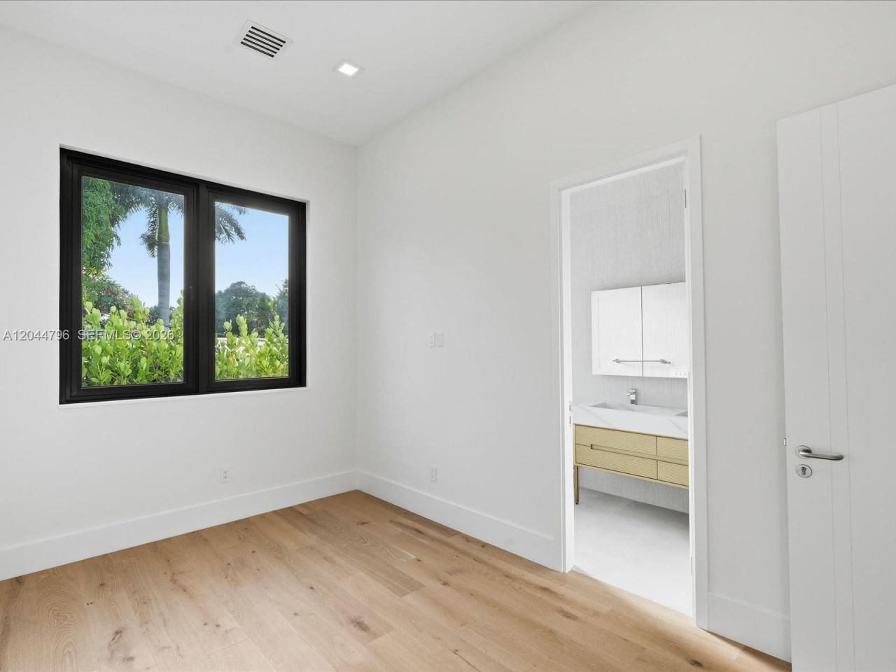 2 Sunset Ln , Lauderdale by the Sea, FL 33062 Photo